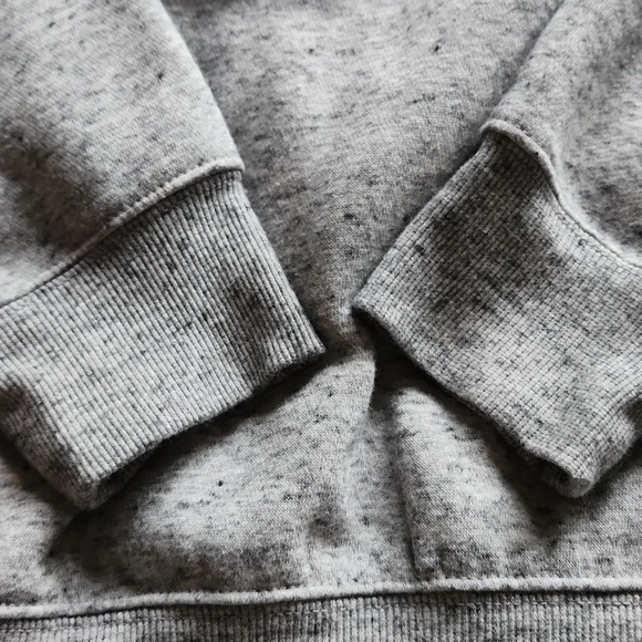 Old Navy Heathwr Gray 'More Love' Sweatshirt Womans Size Large - Picture 5 of 7